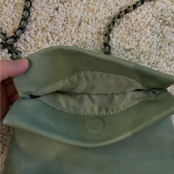 By Anthropologie Blue Green Chain Strap Magnetic Closure Crossbody Clutch Bag - Picture 4 of 9